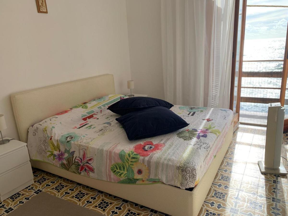 M'Illumino D'Immenso - Moneglia Apartments Luaran gambar