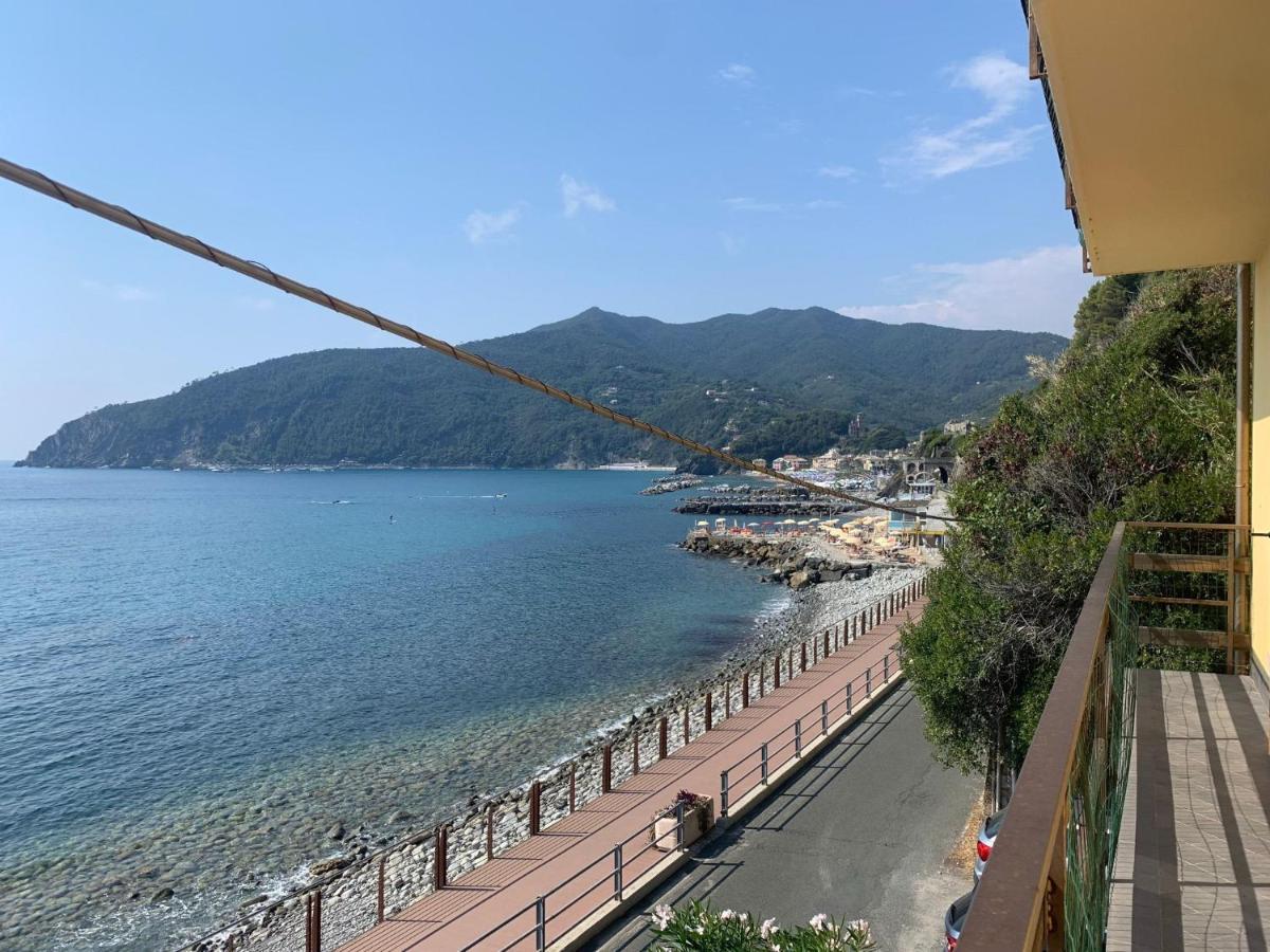 M'Illumino D'Immenso - Moneglia Apartments Luaran gambar