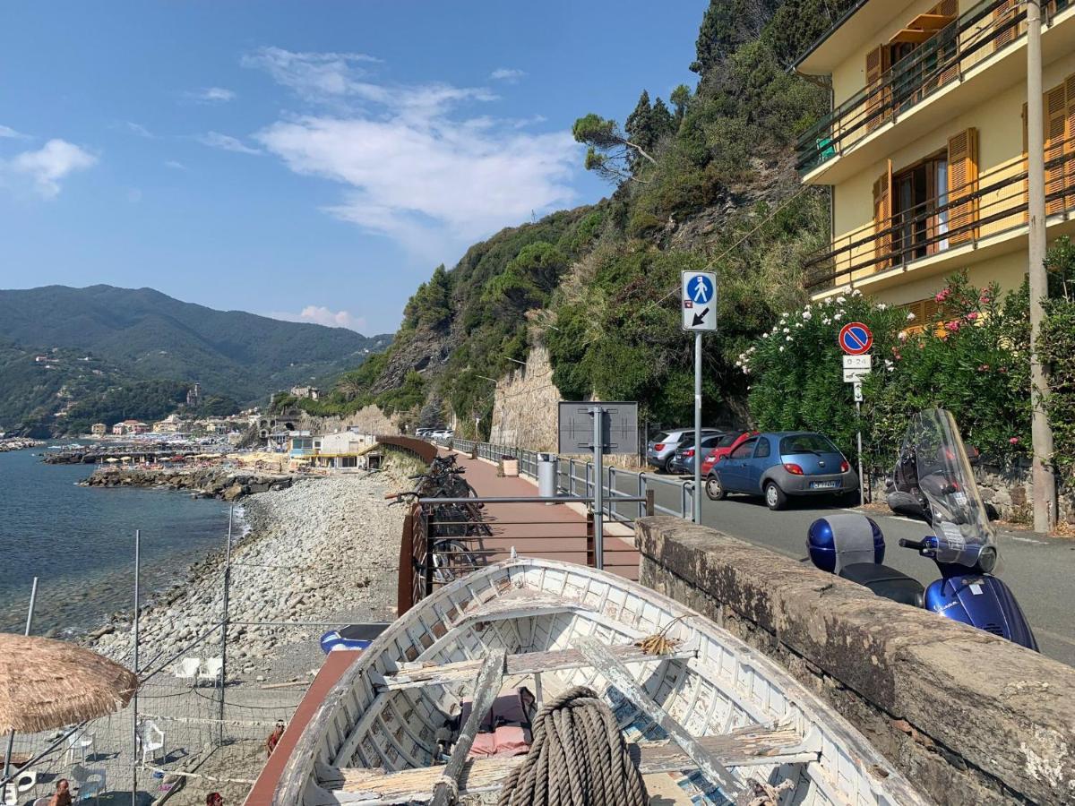 M'Illumino D'Immenso - Moneglia Apartments Luaran gambar