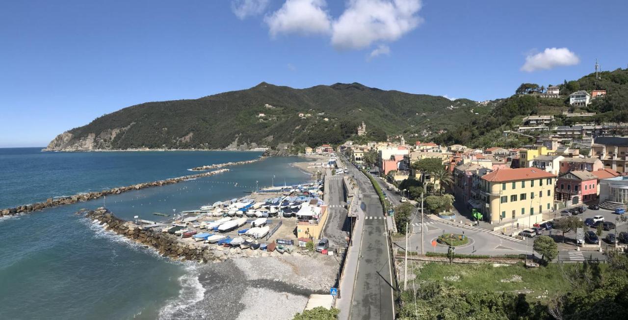 M'Illumino D'Immenso - Moneglia Apartments Luaran gambar